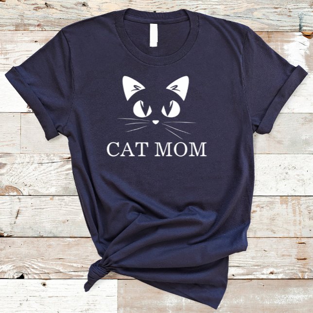 cat lover mum Cute Simple Design black T-Shirt (Creator Uploaded)