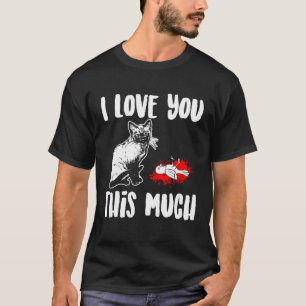 Cat loves dead bird joke everyday text simple retr T-Shirt