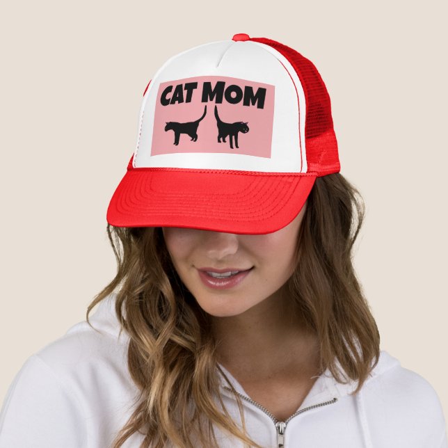 CAT MOM BALL CAPS RED HATS (In Situ)