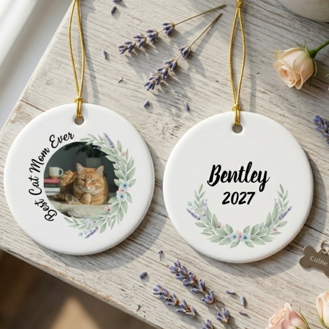 Cat Mom Gift – Floral Lavender Pet Lover Keepsake Ceramic Tree Decoration (Best cat mom ever floral pet photo ornament)
