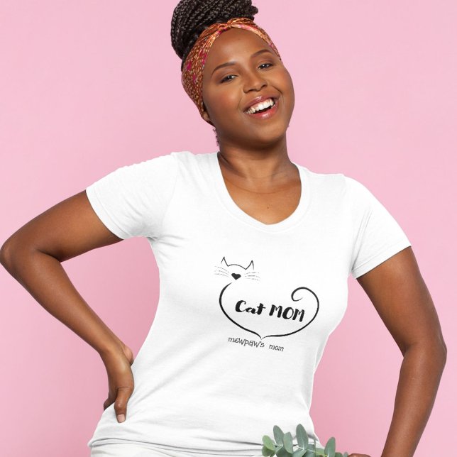 Cat Mum Love Shape and Simple Script T-Shirt (Creator Uploaded)