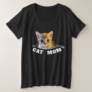 Cat mum  T-Shirt Plus Size T-Shirt
