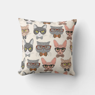Cat pattern cushion