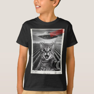Cat Selfie Ufo Alien Funny Surprised Cat Meme Men  T-Shirt