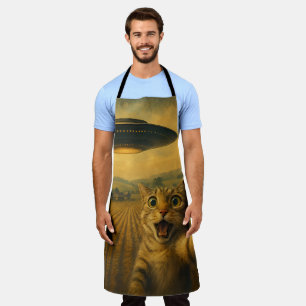 Cat Selfie With Alien UFO Funny Cat Gifts Apron