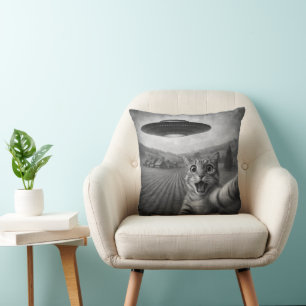 Cat Selfie With Alien UFO Funny Cat Gifts Cushion