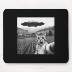 Cat Selfie With Alien Ufo Funny Cat Gifts For Men Mouse Pad