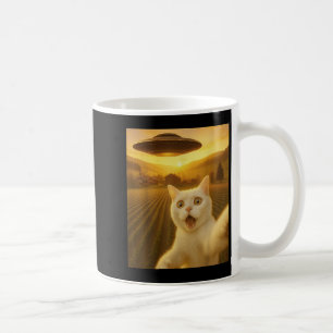 Cat Selfie With Alien Ufo Funny Cats Gifts For Men Coffee Mug