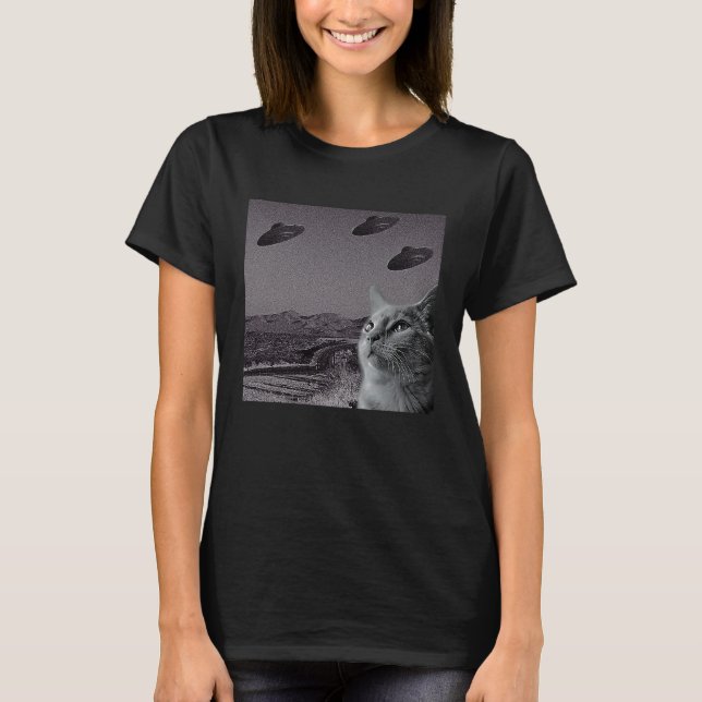 Cat Selfie With Alien UFO T-Shirt (Front)
