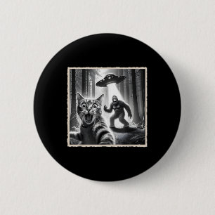 Cat Selfie With Bigfoot &amp; Ufo _ Funny Sasquatc 6 Cm Round Badge