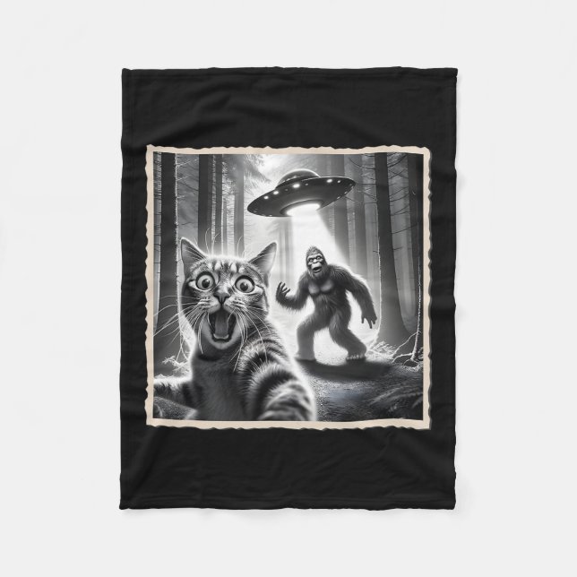 Cat Selfie With Bigfoot And Ufo Funny Sasquatch Ca Fleece Blanket (Front)