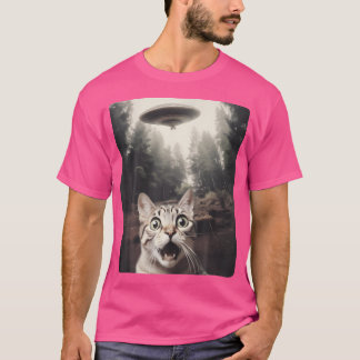 Cat Selfie With Ufo T-Shirt