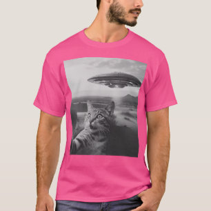 Cat Selfie With Ufo T-Shirt