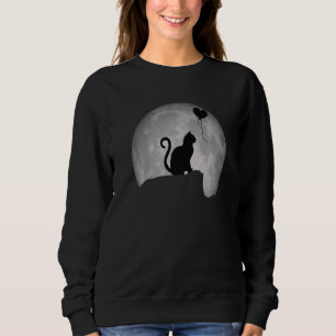 Cat Silhouette in Full Moon with a Heart. Beautifu Sweatshirt