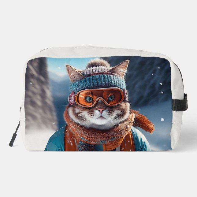Cat Skiing on the snowy alps Dopp Kit (Back)