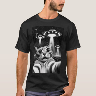 Cat Ufo Funny Invasion Meme Retro Alien Cat Ufo Se T-Shirt