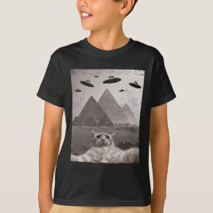 Cat Ufo Meme - Funny Cat Selfie With Ufos  T-Shirt