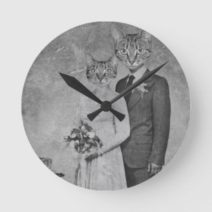 Cat wedding round clock