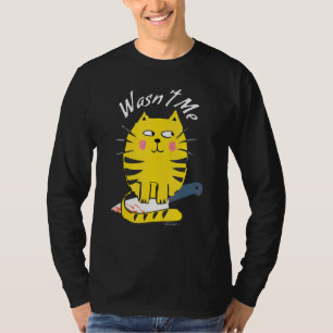 Cat With Knife It Wasn't Me Funny Hilarious Cat T-Shirt