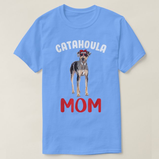 Catahoula Mum Funny Catahoula Leopard Dog Mum Moth T-Shirt (Design Front)
