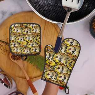 Catch of the Day (St. Andrew) Oven Mitt & Pot Holder Set