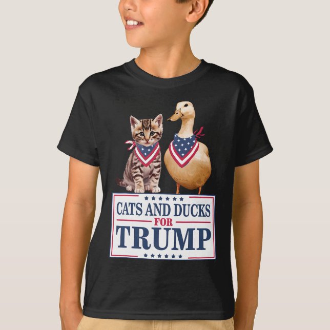 Cats And Ducks For Trump 2024 Kittens And Ducks Fo T-Shirt (Front)