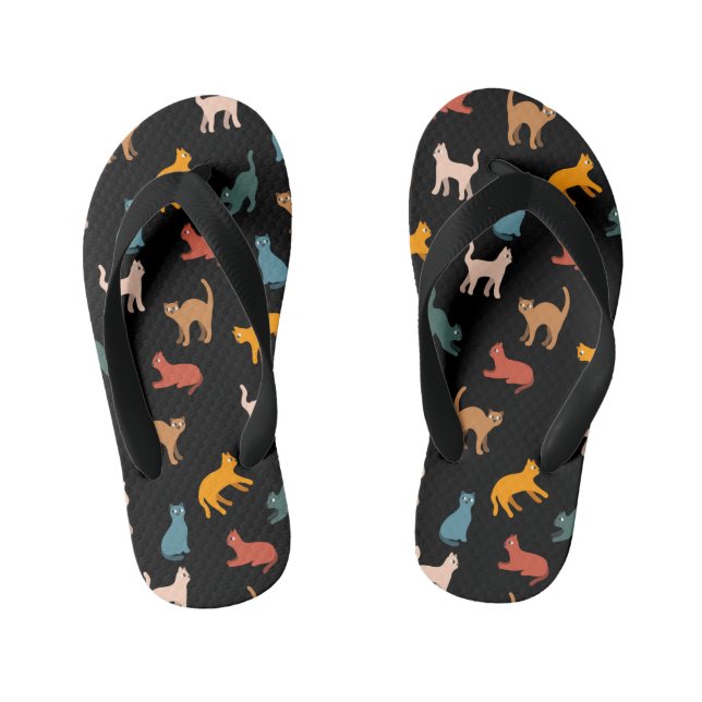 Cats on the black kid's jandals (Footbed)