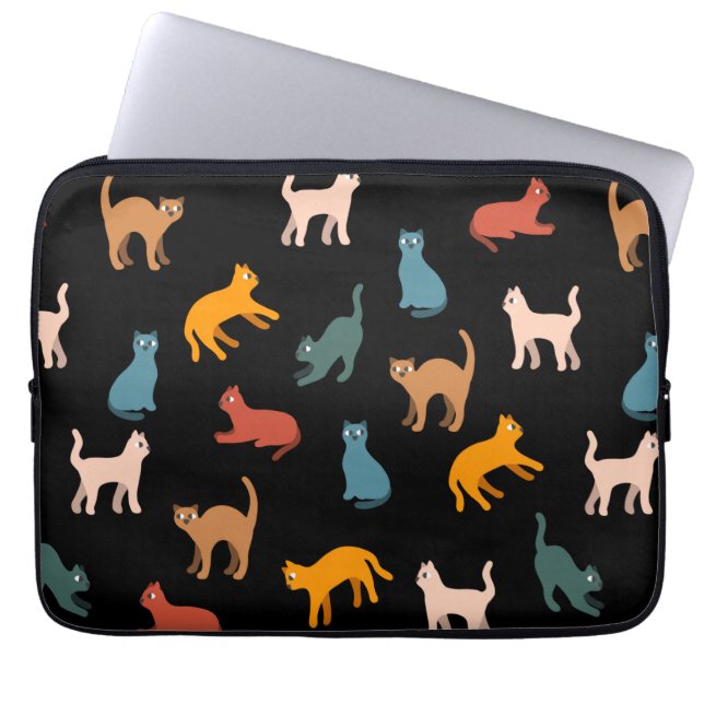 Cats on the black laptop sleeve (Front)