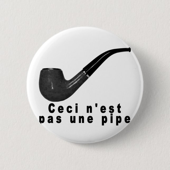 Ceci n'est pas une pipe scribble shirt.png 6 cm round badge (Front)