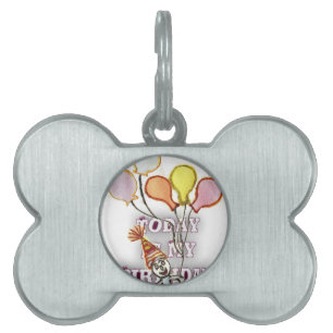 Celebrate with Our Playful Birthday Greeting Happy Pet Name Tag