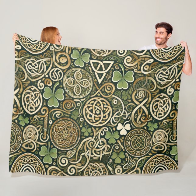 Celtic Bloom Fleece Blanket (In Situ)