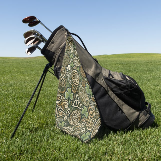 Celtic Bloom Golf Towel (Green)