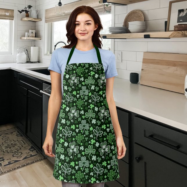 Celtic Clover Pattern Green Irish Hearts Apron (Creator Uploaded)