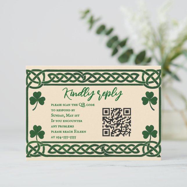 Celtic Kiss QR Code Wedding RSVP Card (Standing Front)