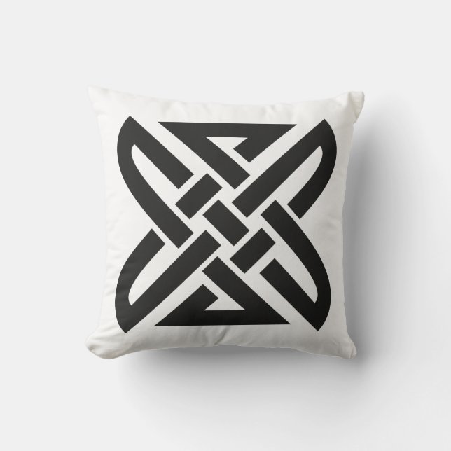 Celtic Knot 4-point Cushion (Front)