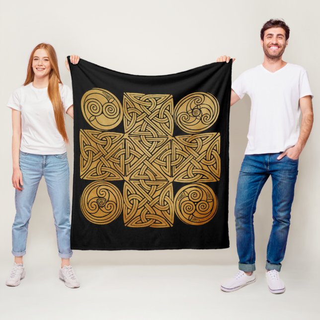 Celtic Knotwork Cross Fleece Blanket (In Situ)