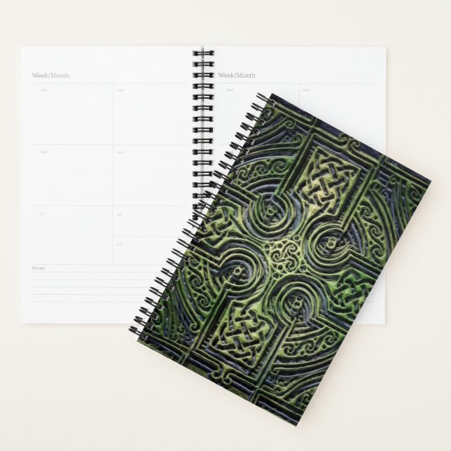 Celtic knotwork St. Patrick's Day Planner (Display)