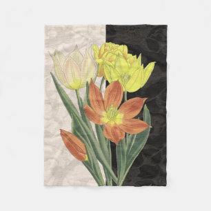 Centerpiece II Fleece Blanket