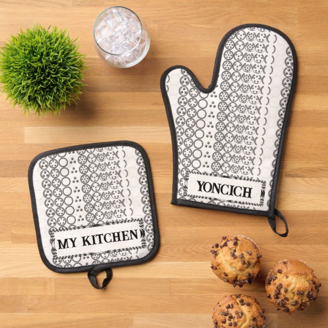 Centesimal 10 Digit '3x3x3 Puzzle' by K Yoncich Oven Mitt & Pot Holder Set (Top Down)