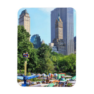 Central Park Amusement Park, Skyscraper backdrop Magnet