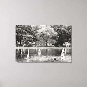 CENTRAL PARK BOAT POND Canvas Art