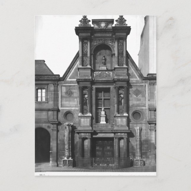 Central part of the main fa�ade postcard (Front)