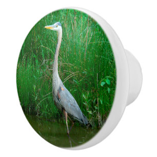 CERAMIC KNOB/"BLUE HERON STANDING IN POND" KNOB
