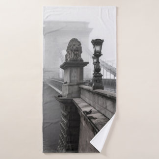 CHAIN BRIDGE, BUDAPEST BATH TOWEL