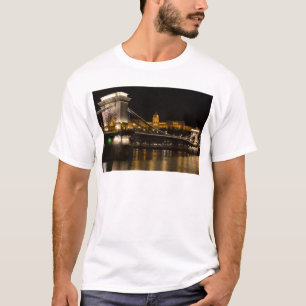 Chain Bridge with Buda Castle Hungary Budapest T-Shirt