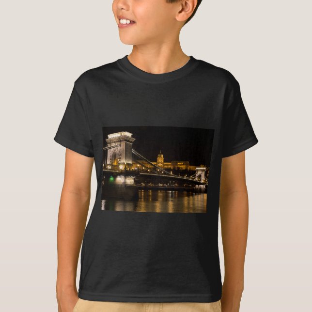 Chain Bridge with Buda Castle Hungary Budapest T-Shirt (Front)
