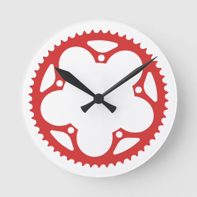 Chain Ring Round Clock (Front)