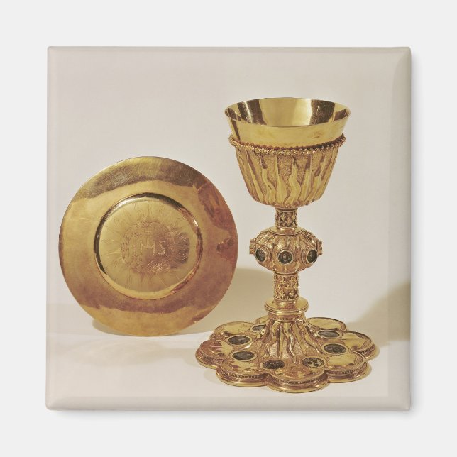 Chalice and paten magnet (Front)
