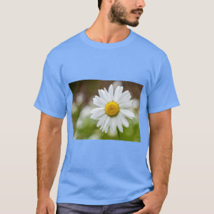 Chamomile Calm – Nature’s Gentle Flower Tee