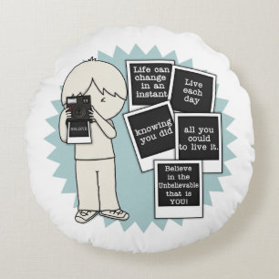 Change in an Instant Round Cushion